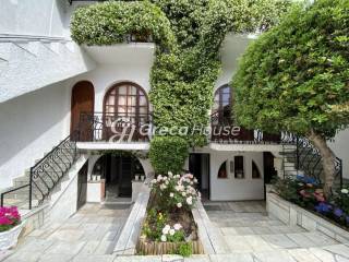 Παραθαλλάσιο ξενοδοχείο προς πώληση στην Έυβοια