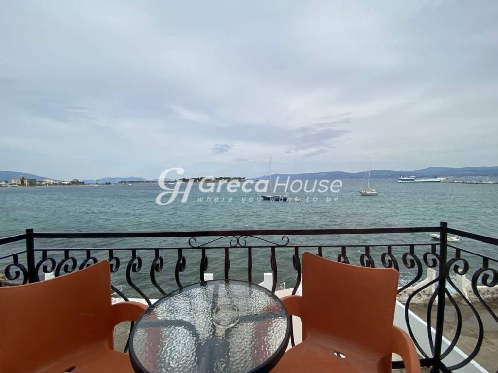 Παραθαλλάσιο ξενοδοχείο προς πώληση στην Έυβοια