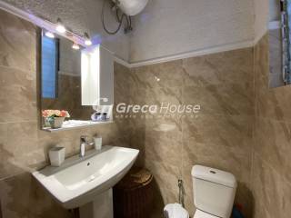 Παραθαλλάσιο ξενοδοχείο προς πώληση στην Έυβοια