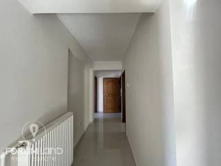 Forumland Real Estate, Διάδρομος