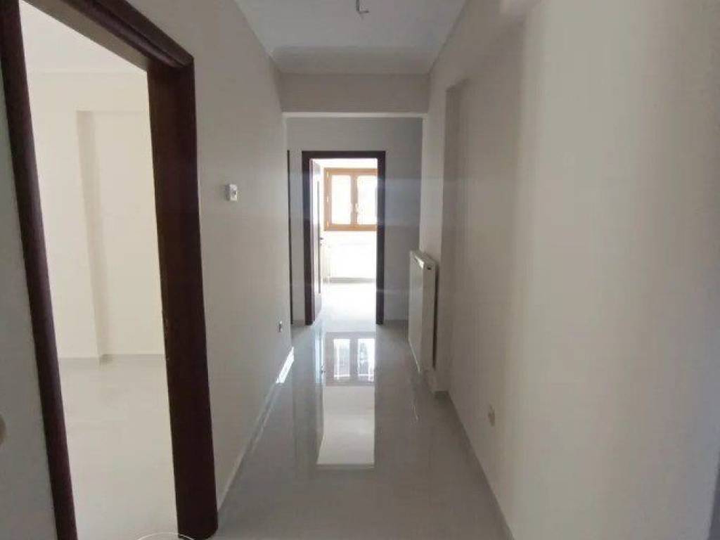 Forumland Real Estate, Διάδρομος