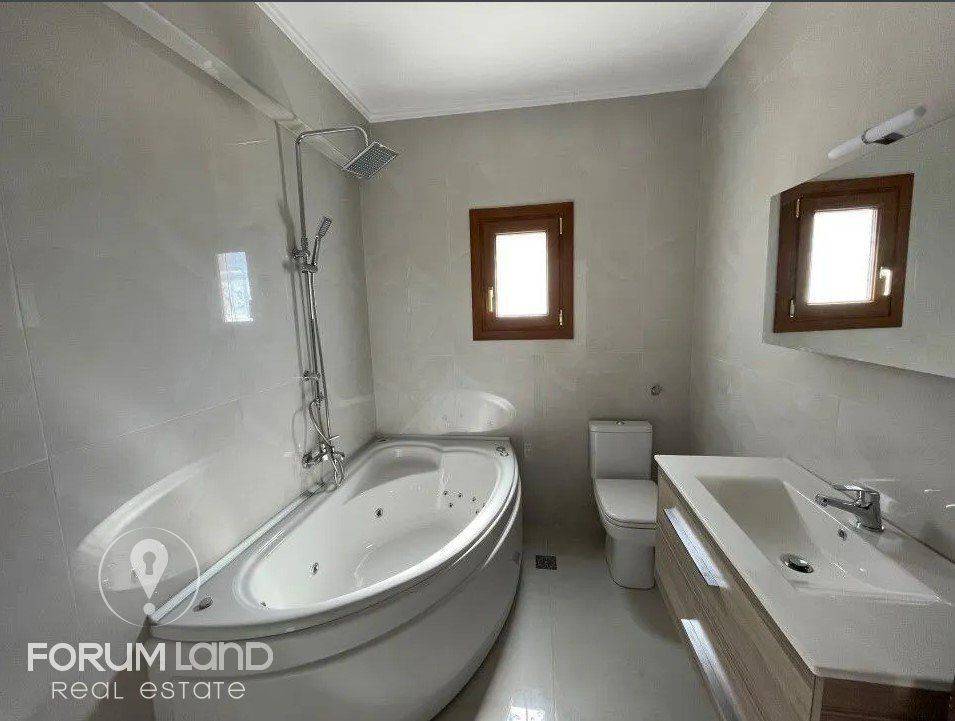 Forumland Real Estate, Mpanio