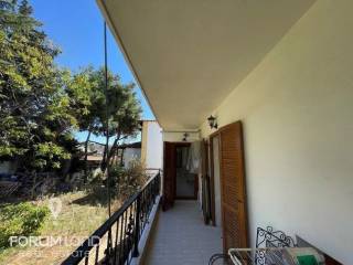 Forumland Real Estate, Berantes