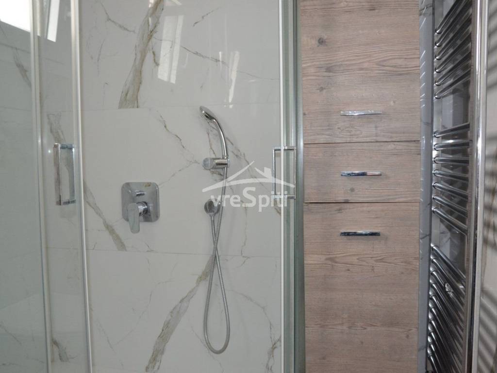 ΑΠΟΨΗ ΜΠΑΝΙΟΥ