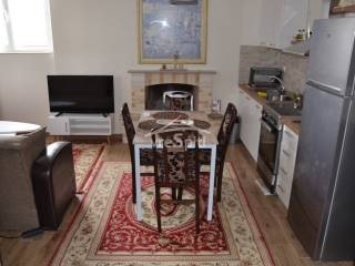 ΚΟΥΖΙΝΑ ΙΣΟΓΕΙΟΥ