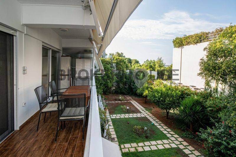 Θέα από μπαλκόνι