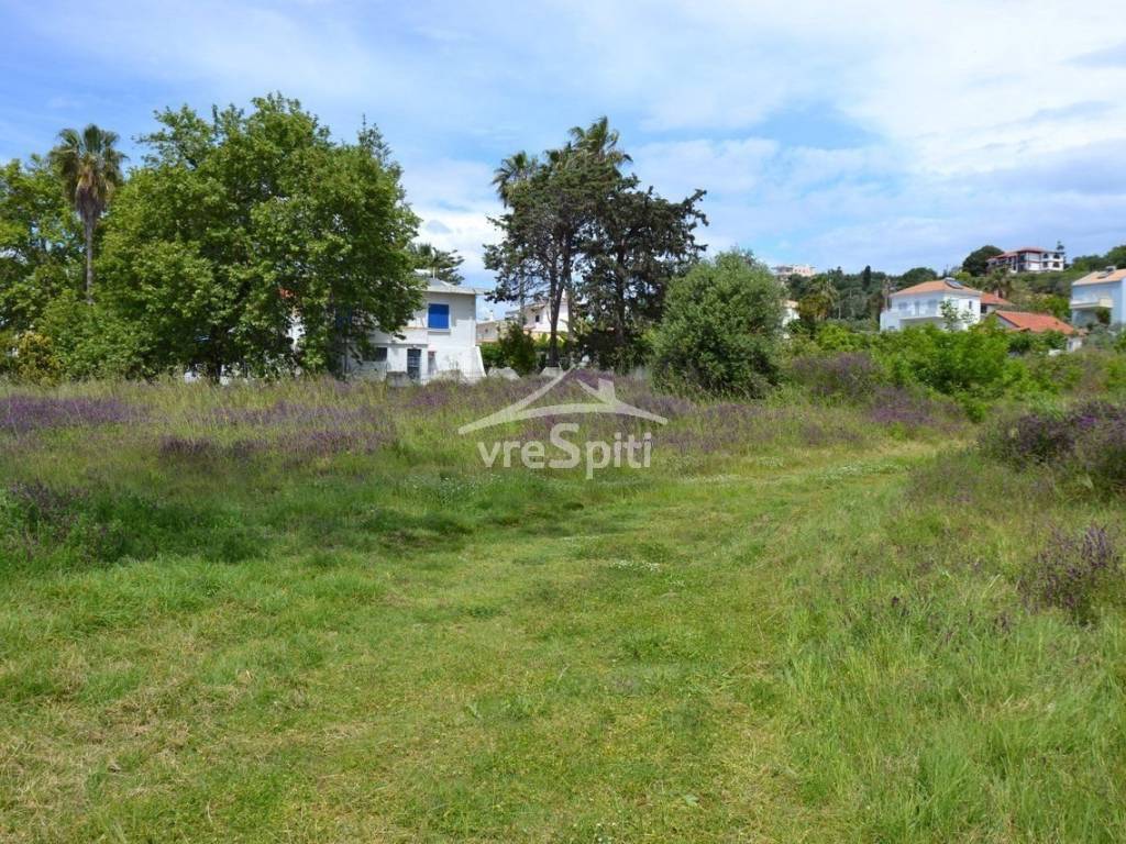 ΑΠΟΨΗ ΑΓΡΟΤΕΜΑΧΙΟΥ