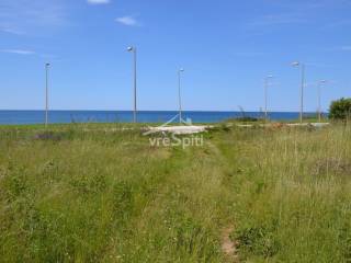 ΘΕΑ ΑΓΡΟΤΕΜΑΧΙΟΥ