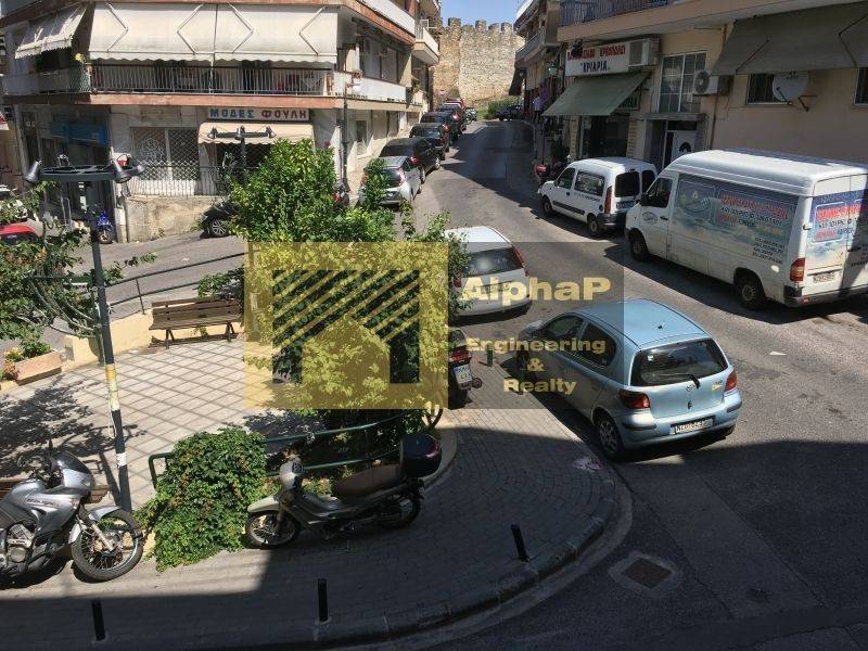 Θέα από μπαλκόνι