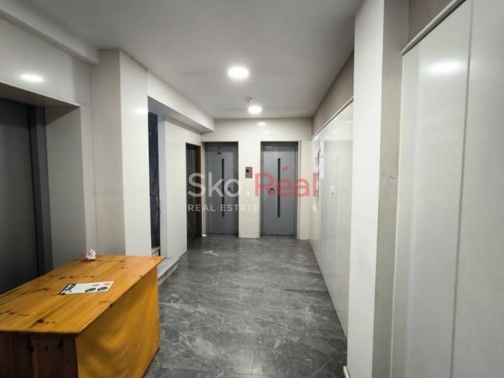 Είσοδος οικοδομής