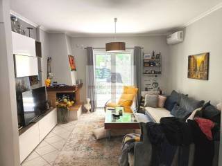 LIVING ROOM WITH FIREPLACE