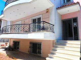 OUTSIDE VIEW OF THE BUILDING