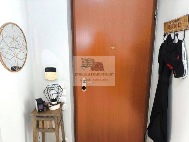 ENTRANCE - SAFETY DOOR