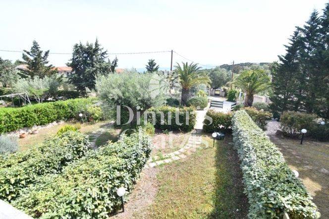 Θέα από μπαλκόνι