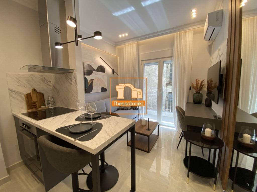 Πλ. Ναυαρίνου, Γκαρσονιέρα, 38 τ.μ.