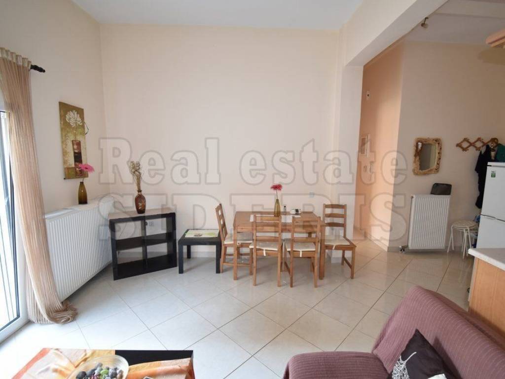 ΤΡΑΠΕΖΑΡΙΑ