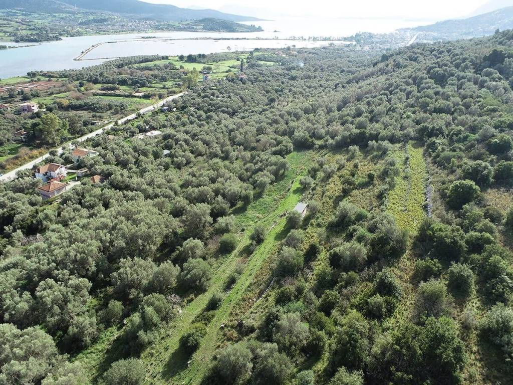 Το σπάνιο αγροτεμάχιο με την καταπληκτική θέα