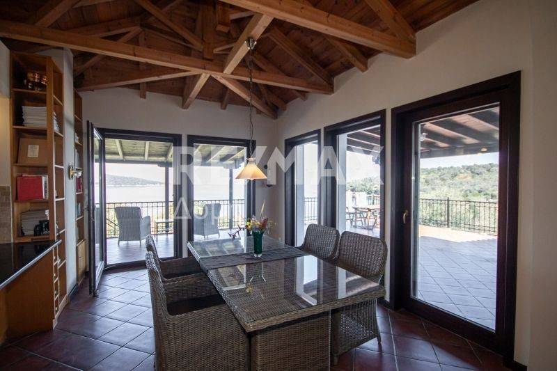 τραπεζαρία