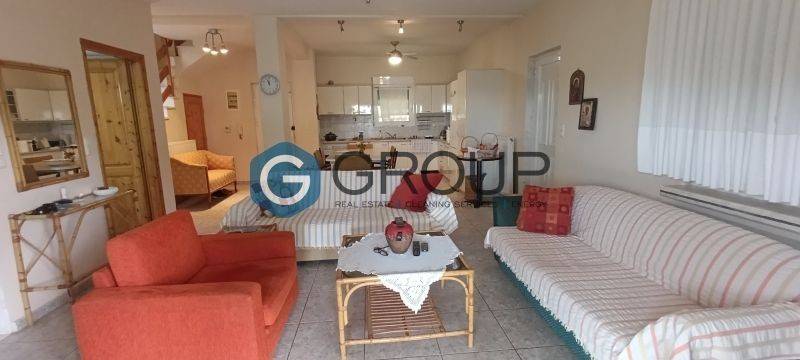 Κουζινοσαλονοτραπεζαρία