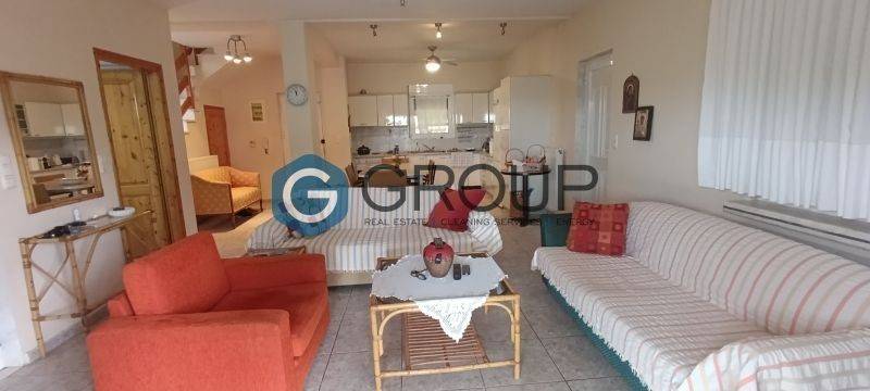 Κουζινοσαλονοτραπεζαρία