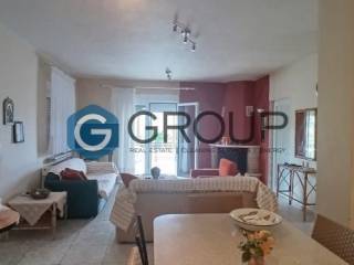 Κουζινοσαλονοτραπεζαρία