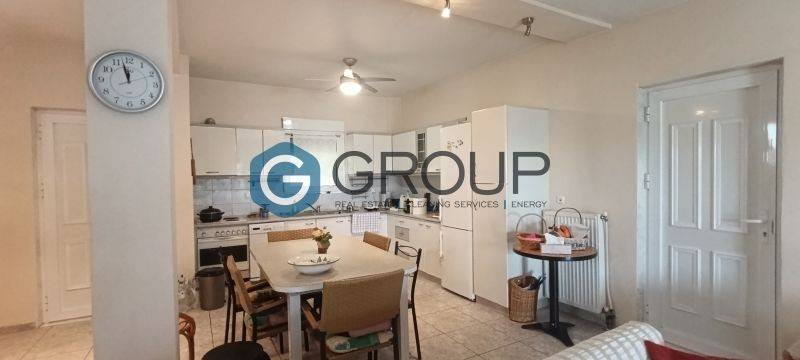 Κουζινοσαλονοτραπεζαρία