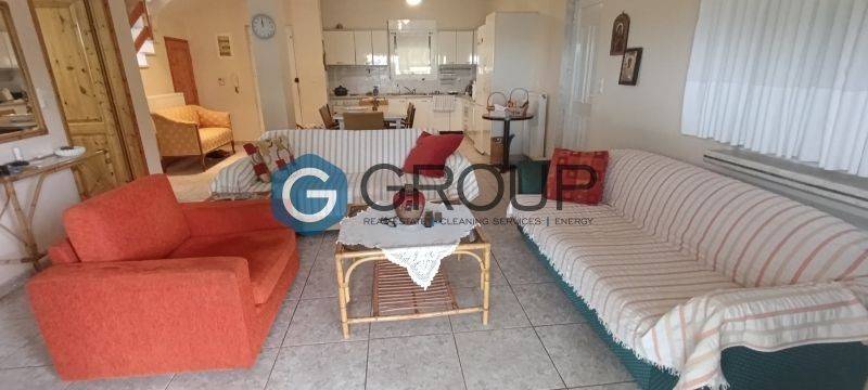 Κουζινοσαλονοτραπεζαρία