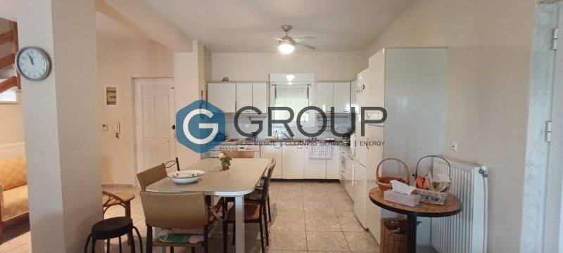 Κουζινοσαλονοτραπεζαρία