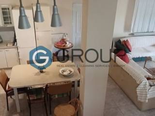 Κουζινοσαλονοτραπεζαρία