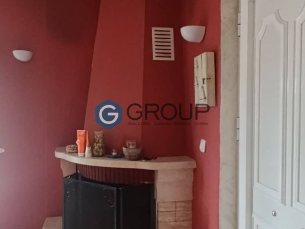 Κουζινοσαλονοτραπεζαρία