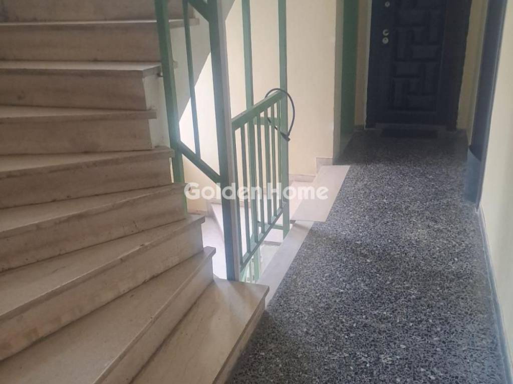 Χολ - Διάδρομος