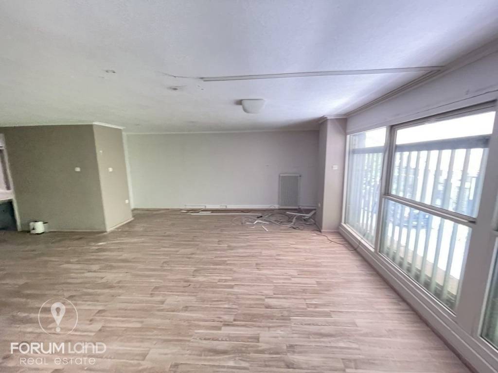 Forumland Real Estate, Patari 185t.m.