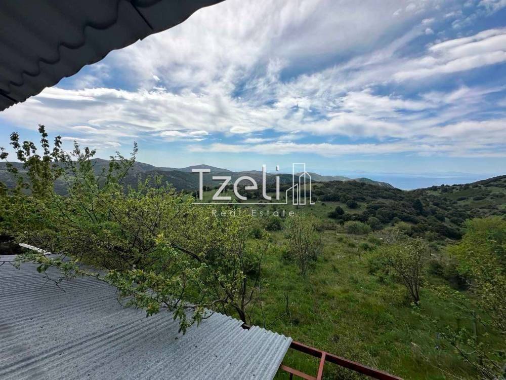 Θέα απο μπαλκόνι