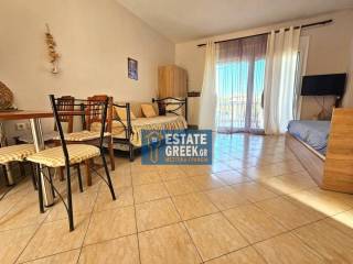 ★ On a plot of 216sqm ★ 3 independent AIRBNB studios ★ Parking place ★ 