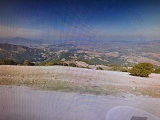 ΕΠΙ ΕΠΑΡΧ. ΟΔΟΥ ΧΑΛΑΝΔΡΙΤΣΑΣ-ΛΑΜΠΙΑΣ ΜΕ ΑΠΕΡΙΟΡΙΣΤΗ ΘΕΑ