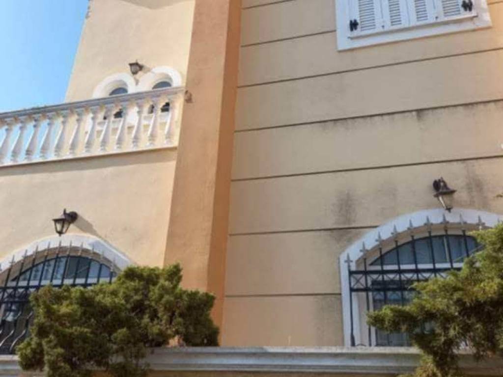 maisonette – detached house on 3 levels