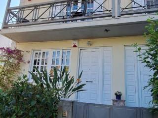 153 sq.m. 2nd level maisonette