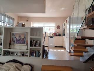 153 sq.m. 2nd level maisonette