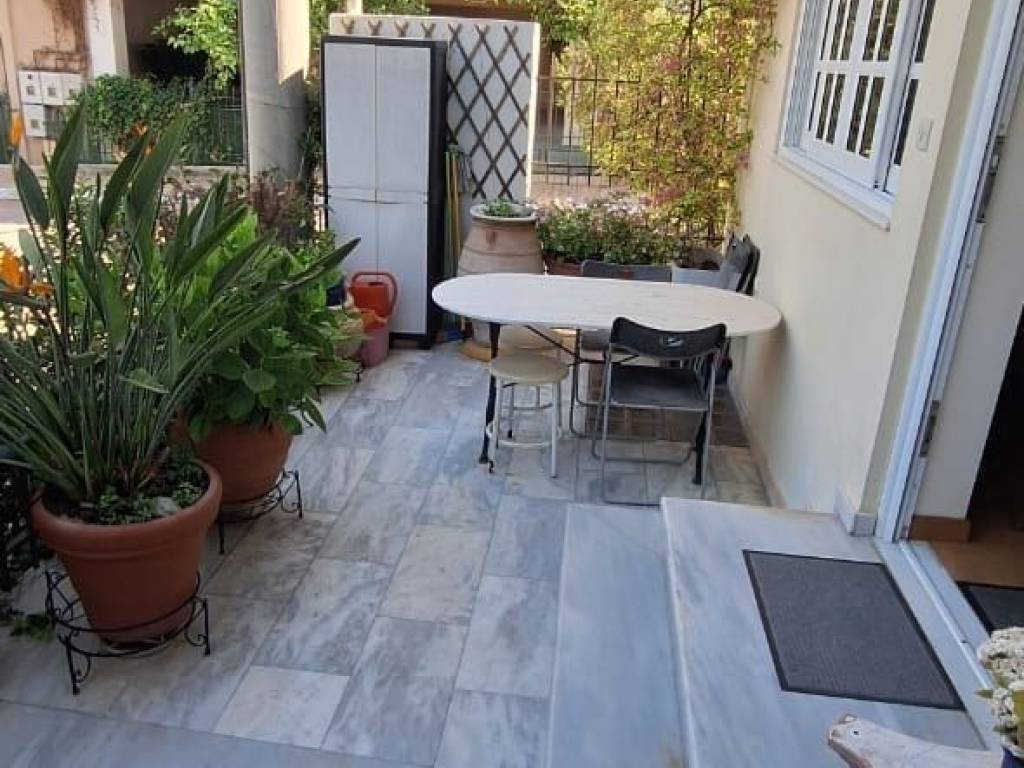 153 sq.m. 2nd level maisonette