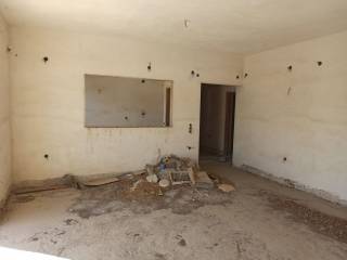 ENIAIOS CHOROS SALONI-TRAPEZARIA