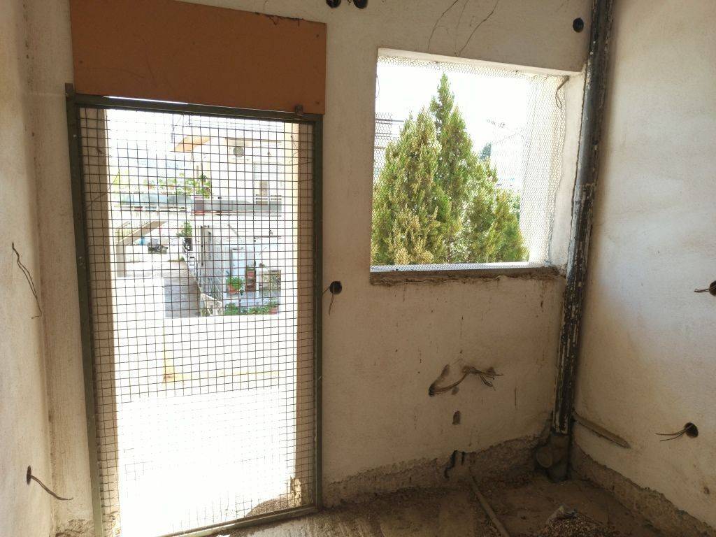 E KOYZINA TOY OROPHODIAMERISMATOS