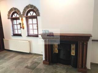 LIVING ROOM WITH FIREPLACE