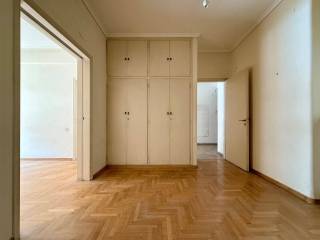 exarcheia_residential_apartment_for_sale