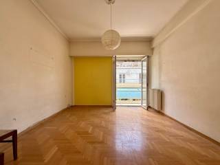exarcheia_residential_apartment_for_sale