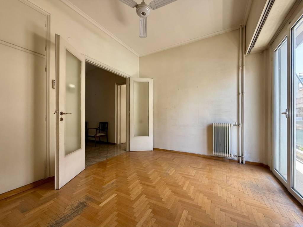 exarcheia_residential_apartment_for_sale