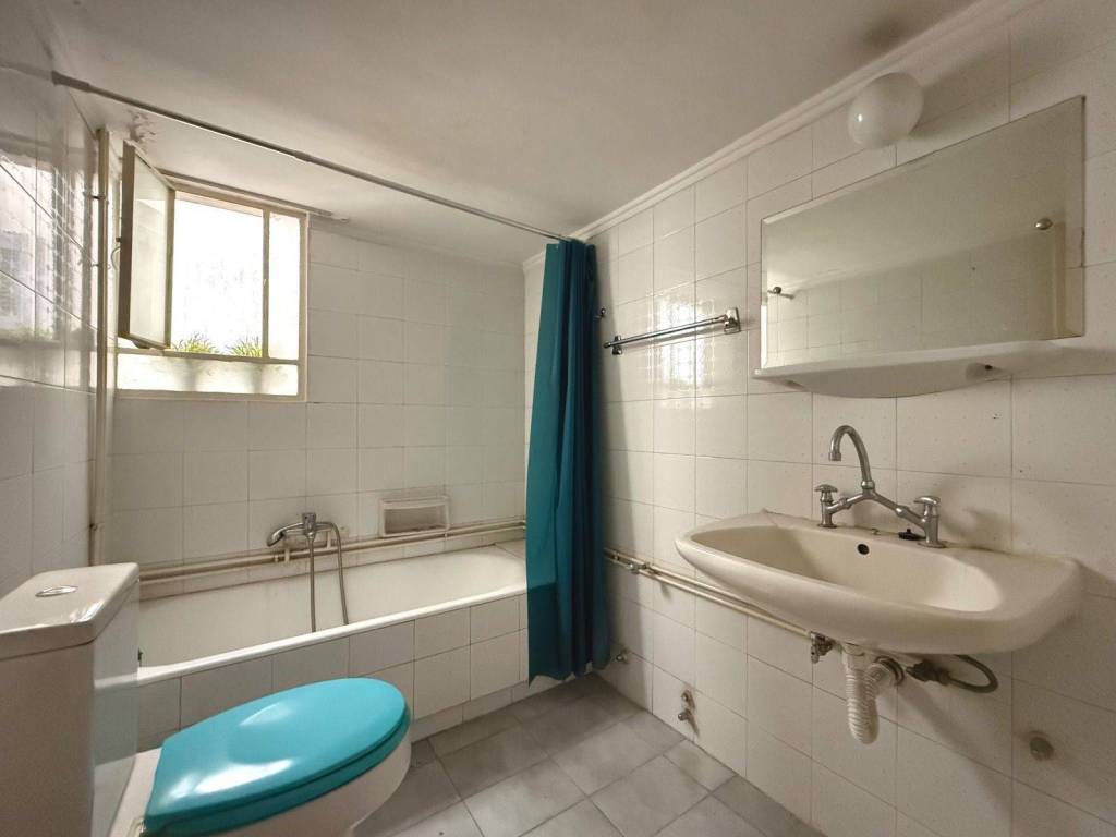 exarcheia_residential_apartment_for_sale