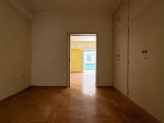exarcheia_residential_apartment_for_sale