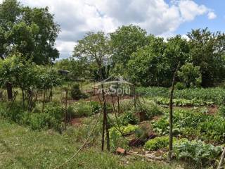 ΑΠΟΨΗ ΑΚΙΝΗΤΟΥ