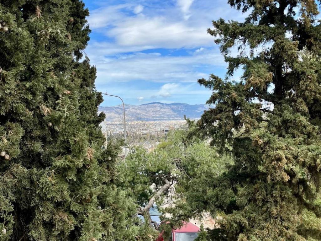 exarcheia_residential_apartment_for_rent