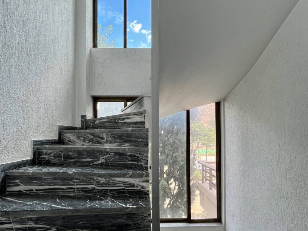 exarcheia_residential_apartment_for_rent